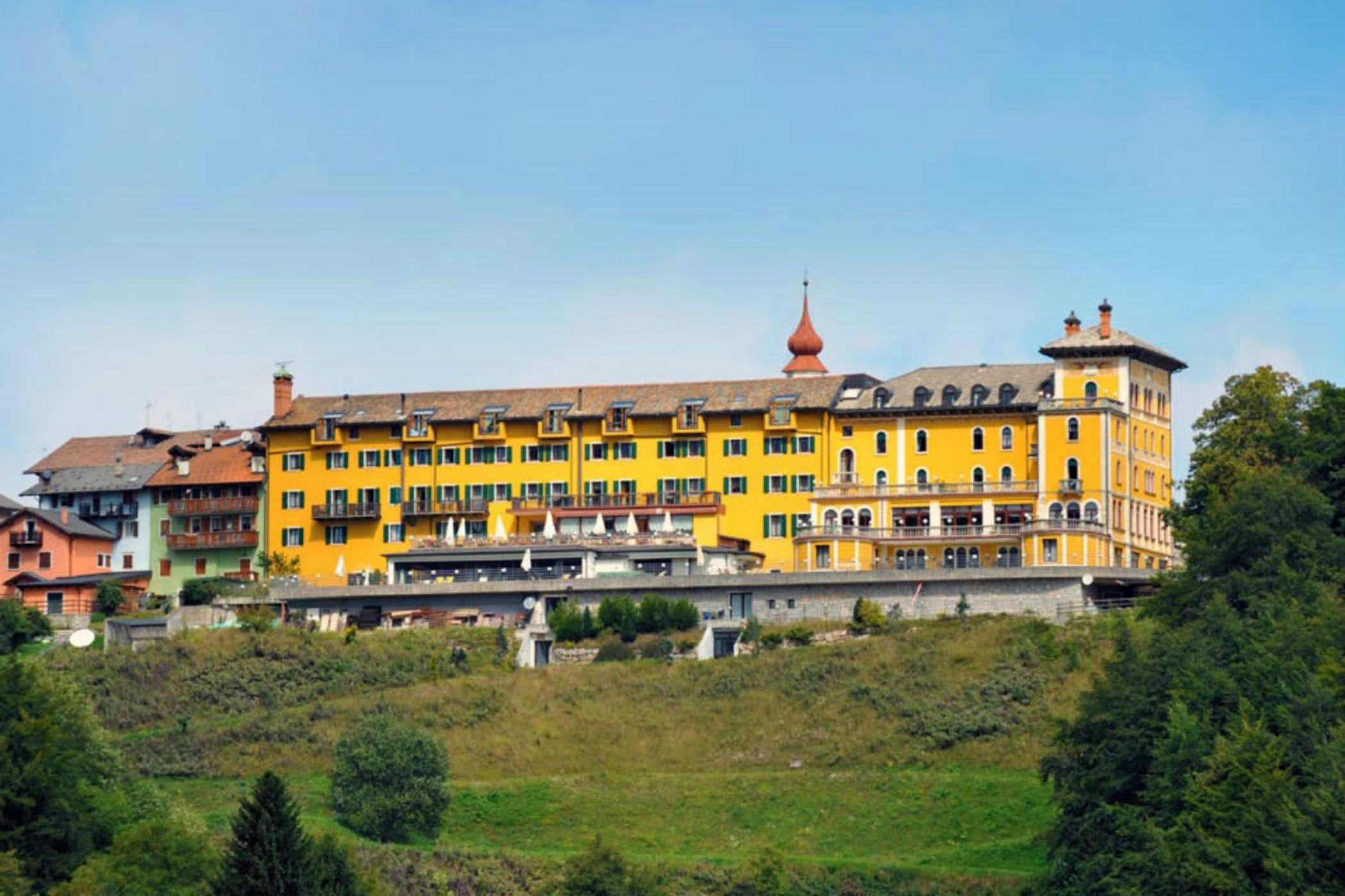 Grand Hotel Astoria Lavarone Kültér fotó