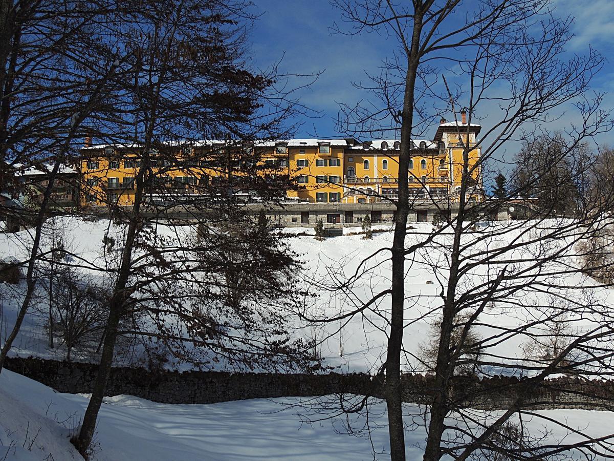 Grand Hotel Astoria Lavarone Kültér fotó