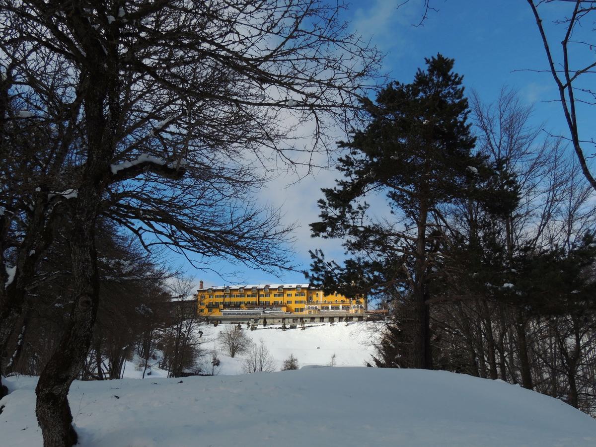 Grand Hotel Astoria Lavarone Kültér fotó