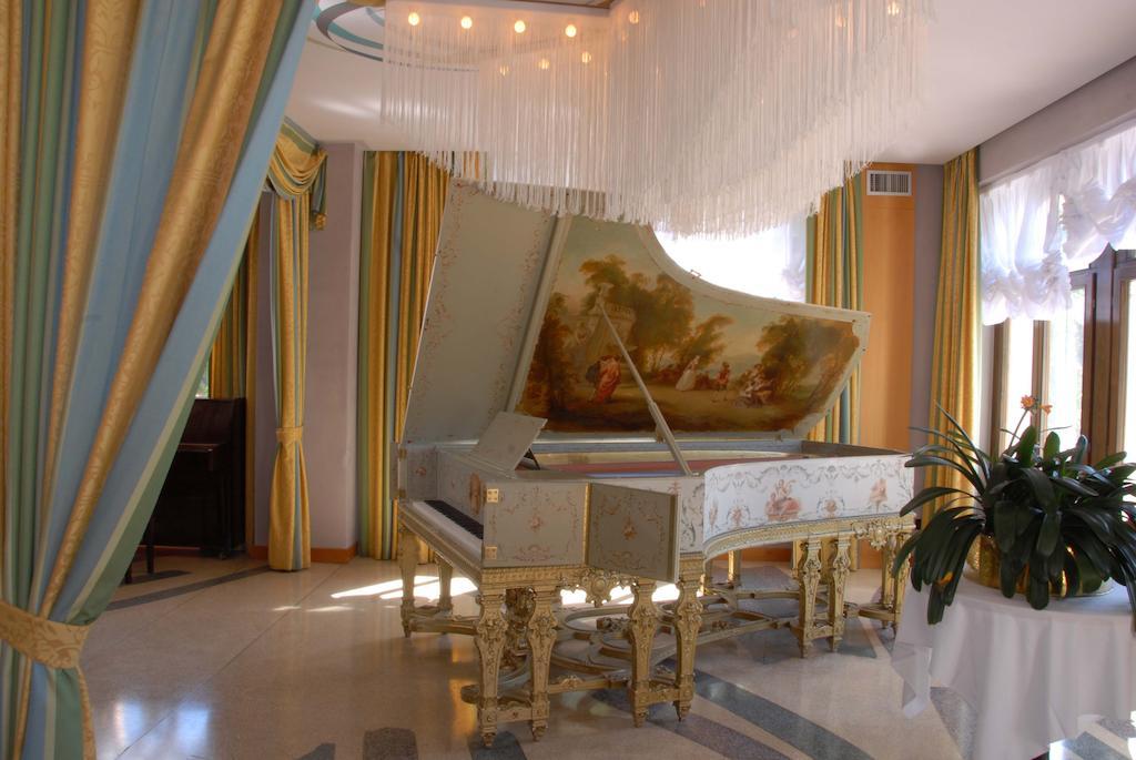 Grand Hotel Astoria Lavarone Kültér fotó