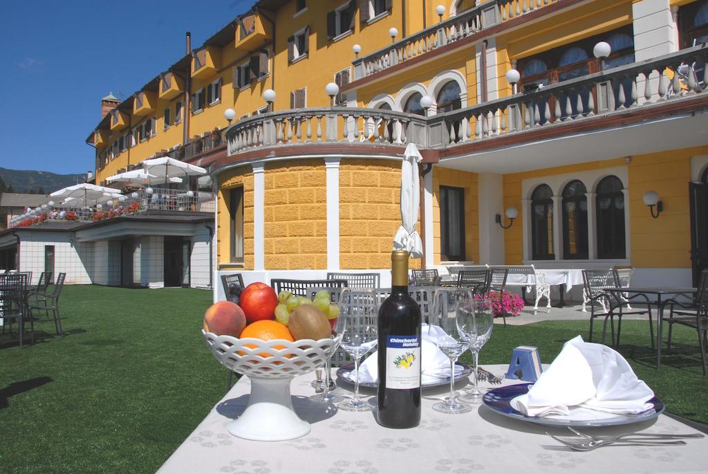 Grand Hotel Astoria Lavarone Kültér fotó