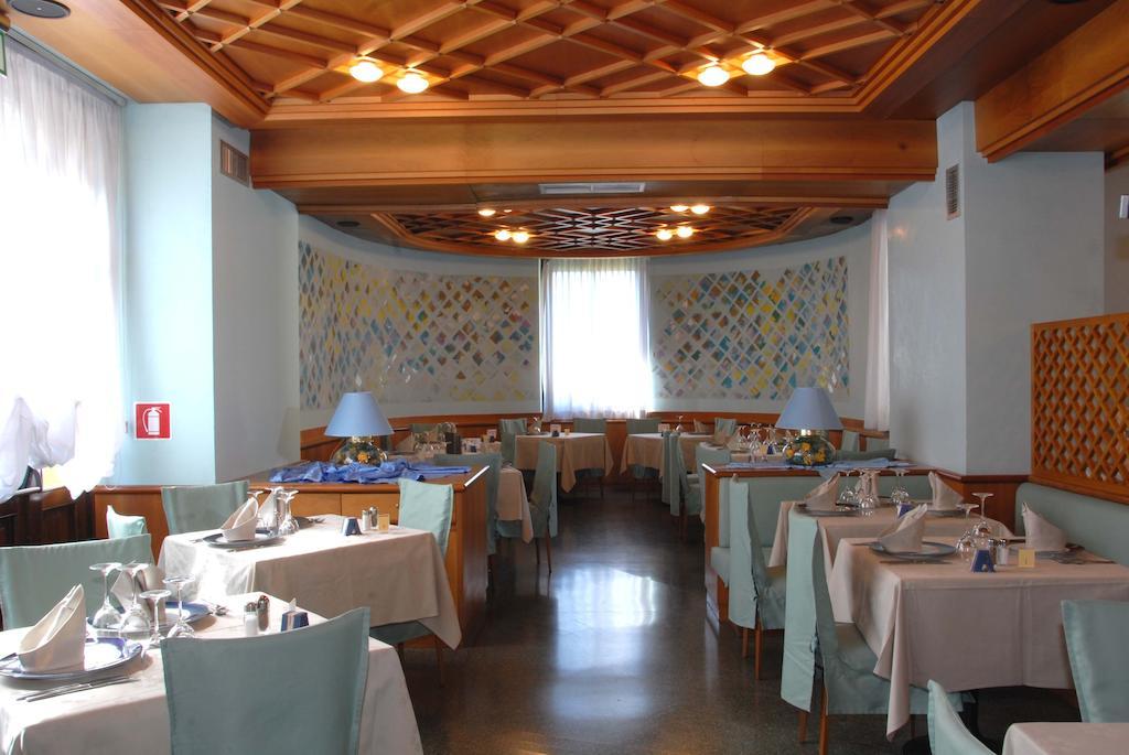 Grand Hotel Astoria Lavarone Kültér fotó